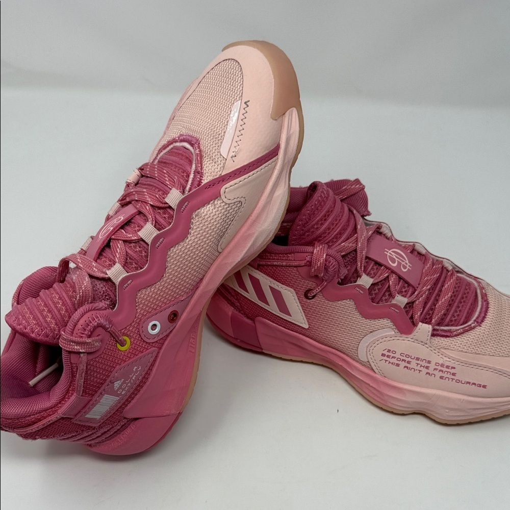 Adidas Men’s Dame7 ExtPly Rose and Blush Athletic Shoes Size 5